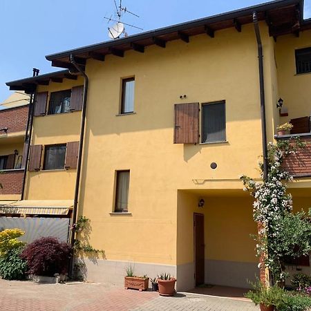 Colline Di Barengo Apartment Momo Exteriör bild